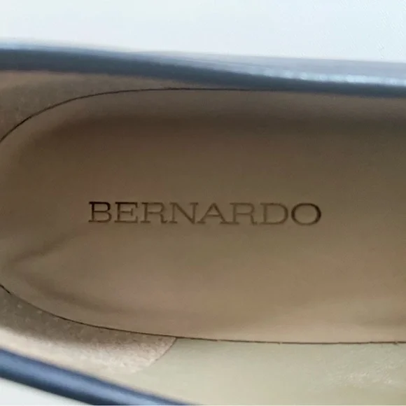 Bernardo Shoes Loafer Navy White Leather Sz 9.5 - Picture 6 of 7